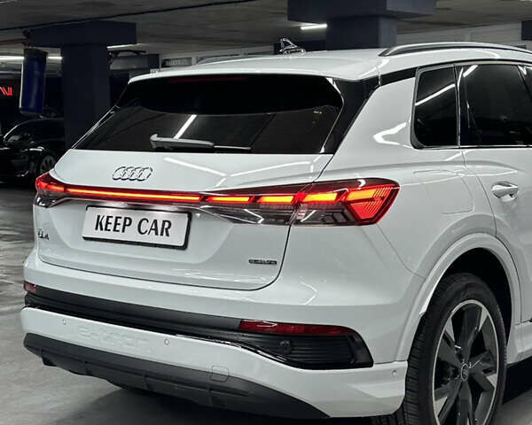 Белый Ауди Q4 e-tron, объемом двигателя 0 л и пробегом 11 тыс. км за 30900 $, фото 15 на Automoto.ua