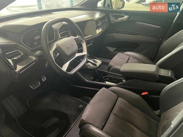 Білий Ауді Q4 e-tron, об'ємом двигуна 0 л та пробігом 20 тис. км за 31000 $, фото 6 на Automoto.ua