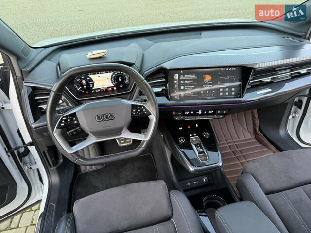 Белый Ауди Q4 e-tron, объемом двигателя 0 л и пробегом 65 тыс. км за 28500 $, фото 31 на Automoto.ua