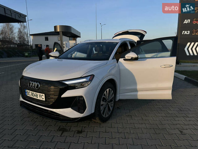 Белый Ауди Q4 e-tron, объемом двигателя 0 л и пробегом 43 тыс. км за 26950 $, фото 33 на Automoto.ua