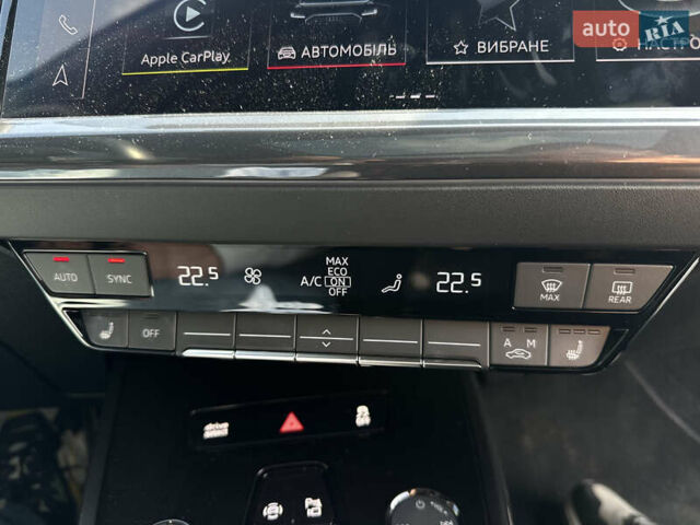 Білий Ауді Q4 e-tron, об'ємом двигуна 0 л та пробігом 13 тис. км за 38500 $, фото 16 на Automoto.ua