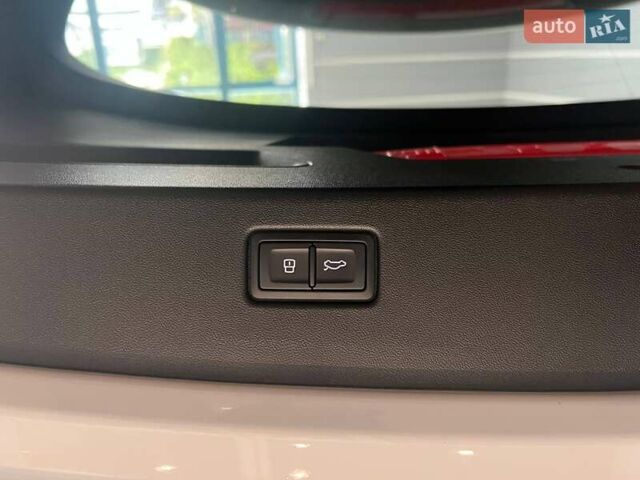 Білий Ауді Q4 e-tron, об'ємом двигуна 0 л та пробігом 20 тис. км за 31000 $, фото 12 на Automoto.ua