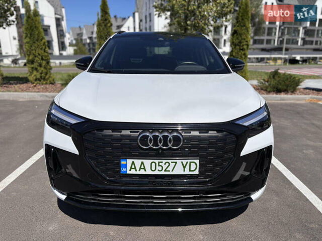 Белый Ауди Q4 e-tron, объемом двигателя 0 л и пробегом 20 тыс. км за 29700 $, фото 12 на Automoto.ua