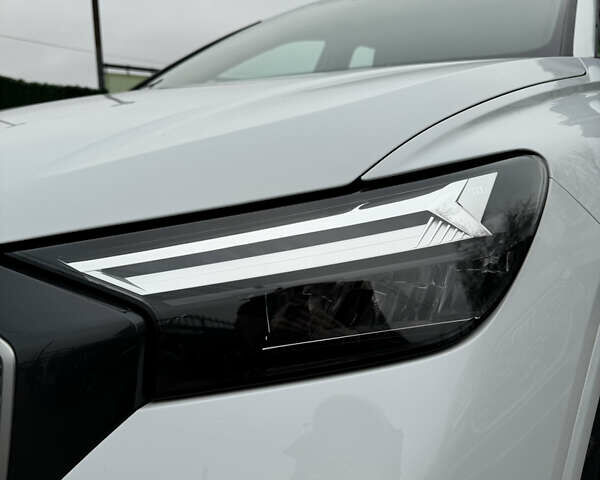 Белый Ауди Q4 e-tron, объемом двигателя 0 л и пробегом 6 тыс. км за 28500 $, фото 5 на Automoto.ua