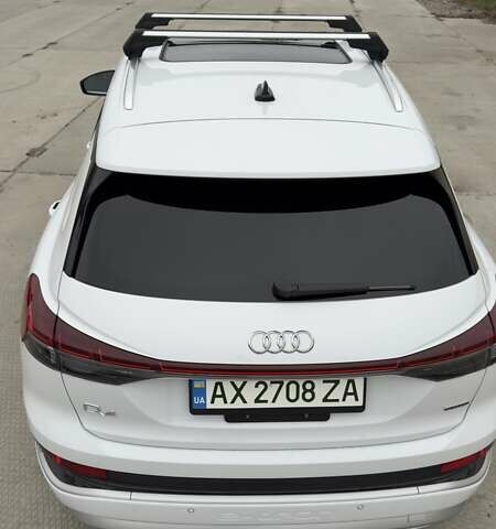Білий Ауді Q4 e-tron, об'ємом двигуна 0 л та пробігом 16 тис. км за 31950 $, фото 15 на Automoto.ua