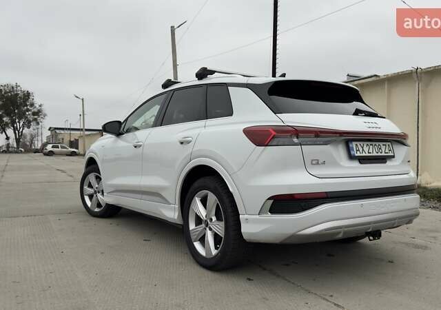 Білий Ауді Q4 e-tron, об'ємом двигуна 0 л та пробігом 16 тис. км за 31950 $, фото 14 на Automoto.ua