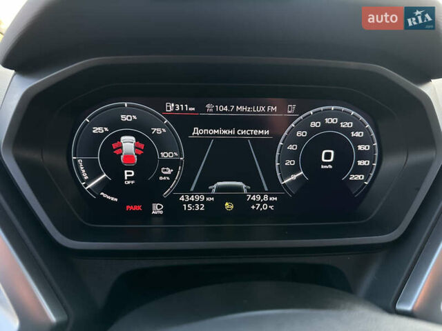 Белый Ауди Q4 e-tron, объемом двигателя 0 л и пробегом 43 тыс. км за 26950 $, фото 32 на Automoto.ua