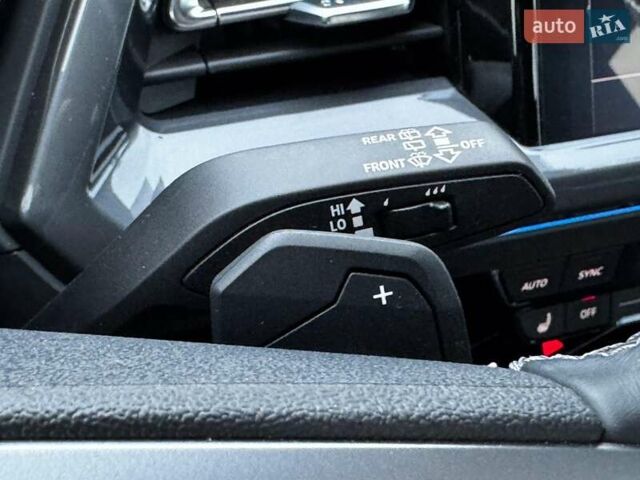 Ауди Q4 e-tron 2023 в Харькове на Automoto.ua Белый Ауди Q4 e-tron, объемом двигателя 0 л и пробегом 9 тыс. км за 31990 $, фото 24 на Automoto.ua
