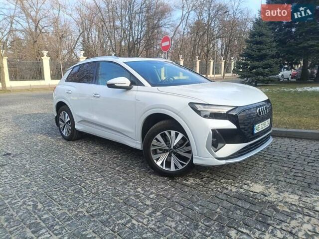 Белый Ауди Q4 e-tron, объемом двигателя 0 л и пробегом 1 тыс. км за 39999 $, фото 8 на Automoto.ua