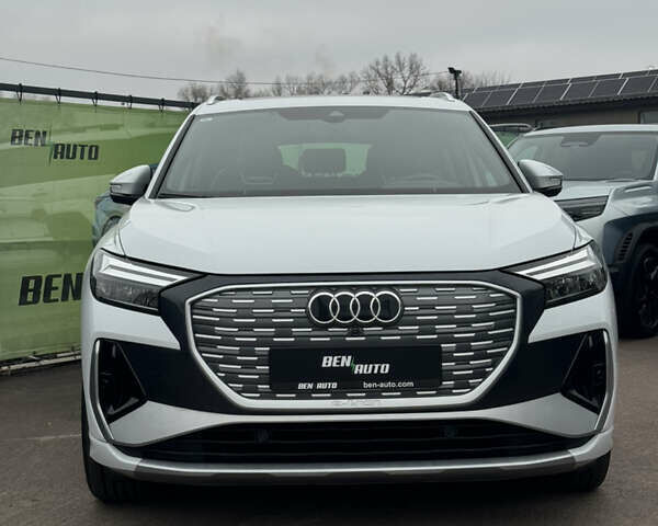 Білий Ауді Q4 e-tron, об'ємом двигуна 0 л та пробігом 25 тис. км за 28000 $, фото 1 на Automoto.ua