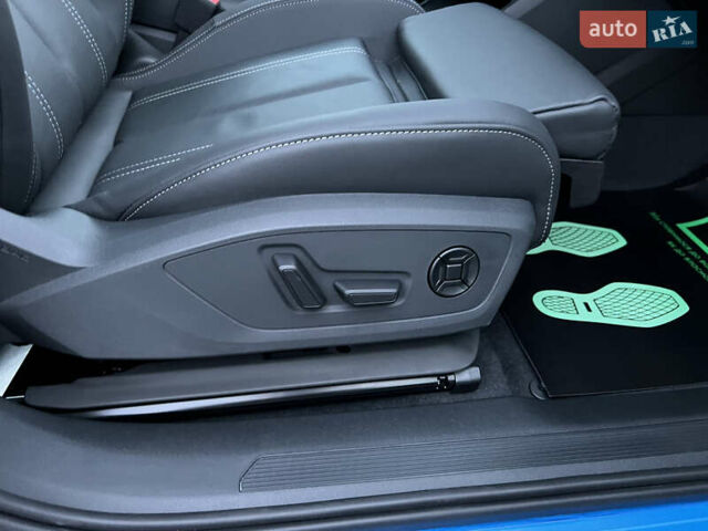Белый Ауди Q4 e-tron, объемом двигателя 0 л и пробегом 1 тыс. км за 28500 $, фото 45 на Automoto.ua