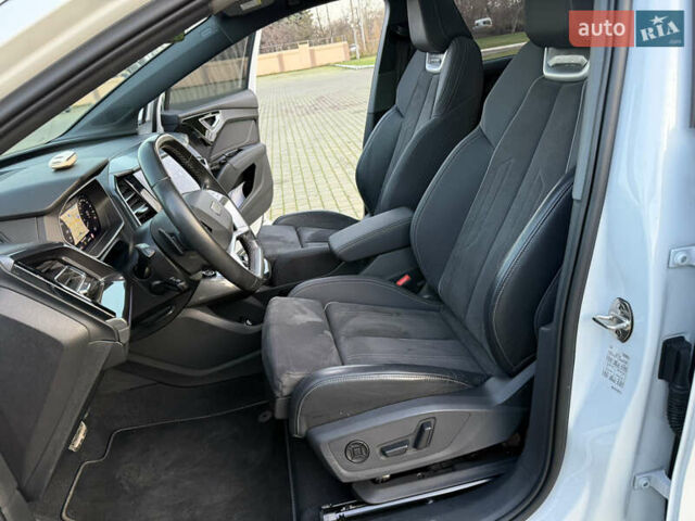 Белый Ауди Q4 e-tron, объемом двигателя 0 л и пробегом 65 тыс. км за 28500 $, фото 22 на Automoto.ua