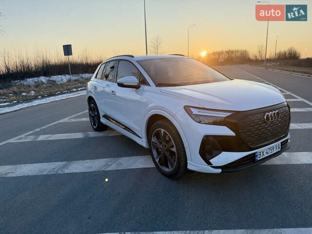 Белый Ауди Q4 e-tron, объемом двигателя 0 л и пробегом 23 тыс. км за 35400 $, фото 4 на Automoto.ua