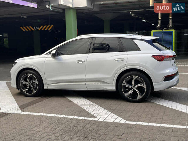 Белый Ауди Q4 e-tron, объемом двигателя 0 л и пробегом 11 тыс. км за 32100 $, фото 10 на Automoto.ua