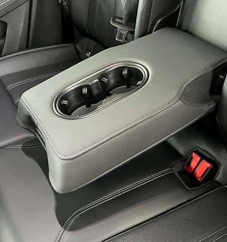 Ауді Q4 e-tron 2024 у Дніпро (Дніпропетровську) на Automoto.ua Білий Ауді Q4 e-tron, об'ємом двигуна 0 л та пробігом 3 тис. км за 30500 $, фото 26 на Automoto.ua