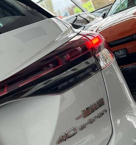 Ауді Q4 e-tron 2024 у Дніпро (Дніпропетровську) на Automoto.ua Білий Ауді Q4 e-tron, об'ємом двигуна 0 л та пробігом 3 тис. км за 30500 $, фото 11 на Automoto.ua