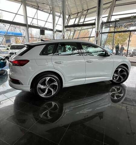 Ауді Q4 e-tron 2024 у Дніпро (Дніпропетровську) на Automoto.ua Білий Ауді Q4 e-tron, об'ємом двигуна 0 л та пробігом 3 тис. км за 30500 $, фото 3 на Automoto.ua