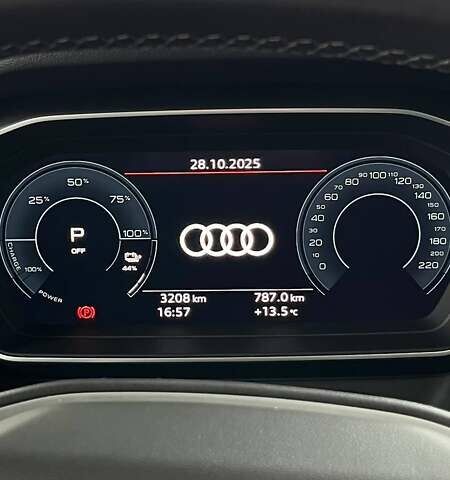 Ауді Q4 e-tron 2024 у Дніпро (Дніпропетровську) на Automoto.ua Білий Ауді Q4 e-tron, об'ємом двигуна 0 л та пробігом 3 тис. км за 30500 $, фото 15 на Automoto.ua