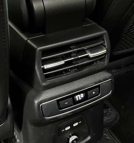 Ауді Q4 e-tron 2024 у Дніпро (Дніпропетровську) на Automoto.ua Білий Ауді Q4 e-tron, об'ємом двигуна 0 л та пробігом 3 тис. км за 30500 $, фото 27 на Automoto.ua