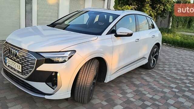 Белый Ауди Q4 e-tron, объемом двигателя 0 л и пробегом 2 тыс. км за 30000 $, фото 9 на Automoto.ua