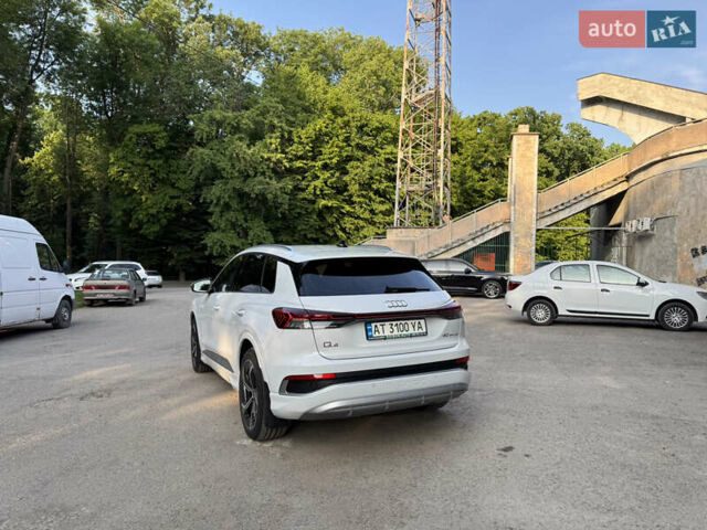 Белый Ауди Q4 e-tron, объемом двигателя 0 л и пробегом 22 тыс. км за 29500 $, фото 5 на Automoto.ua