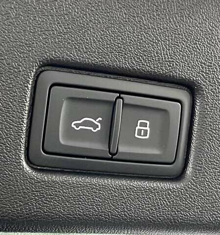 Ауді Q4 e-tron 2024 у Дніпро (Дніпропетровську) на Automoto.ua Білий Ауді Q4 e-tron, об'ємом двигуна 0 л та пробігом 3 тис. км за 30500 $, фото 30 на Automoto.ua