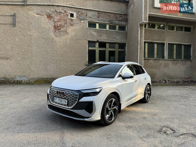 Белый Ауди Q4 e-tron, объемом двигателя 0 л и пробегом 22 тыс. км за 29500 $, фото 1 на Automoto.ua