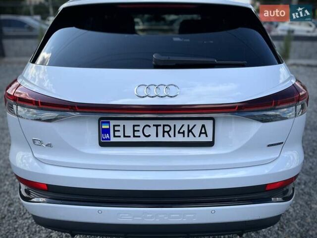 Белый Ауди Q4 e-tron, объемом двигателя 0 л и пробегом 2 тыс. км за 36799 $, фото 11 на Automoto.ua
