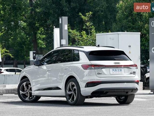 Белый Ауди Q4 e-tron, объемом двигателя 0 л и пробегом 1 тыс. км за 38000 $, фото 5 на Automoto.ua