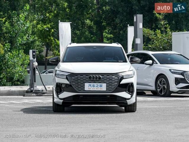 Белый Ауди Q4 e-tron, объемом двигателя 0 л и пробегом 1 тыс. км за 38000 $, фото 1 на Automoto.ua