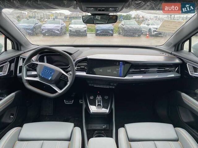 Белый Ауди Q4 e-tron, объемом двигателя 0 л и пробегом 1 тыс. км за 27600 $, фото 14 на Automoto.ua