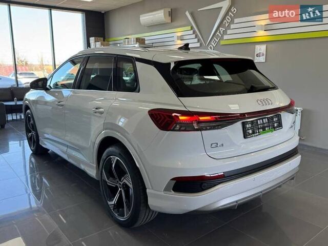 Белый Ауди Q4 e-tron, объемом двигателя 0 л и пробегом 1 тыс. км за 32799 $, фото 3 на Automoto.ua