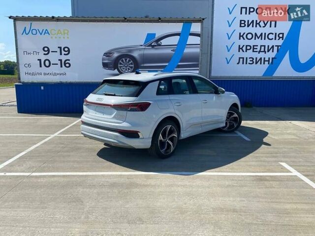 Белый Ауди Q4 e-tron, объемом двигателя 0 л и пробегом 1 тыс. км за 27600 $, фото 9 на Automoto.ua
