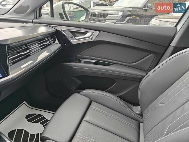 Белый Ауди Q4 e-tron, объемом двигателя 0 л и пробегом 1 тыс. км за 33200 $, фото 14 на Automoto.ua