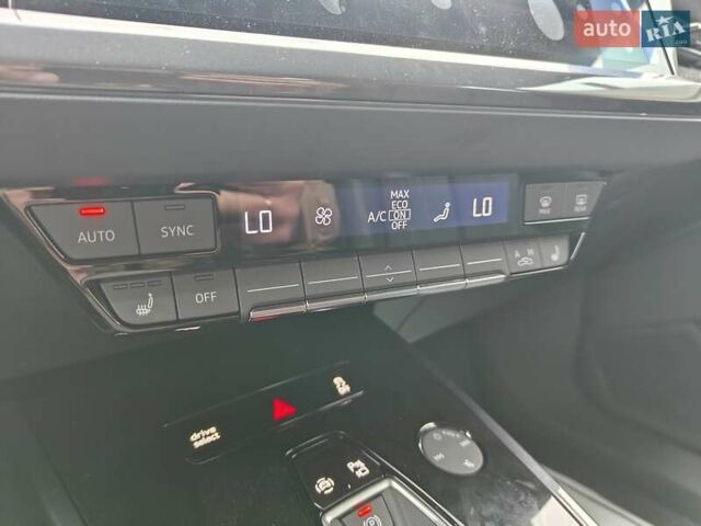 Белый Ауди Q4 e-tron, объемом двигателя 0 л и пробегом 1 тыс. км за 33200 $, фото 18 на Automoto.ua