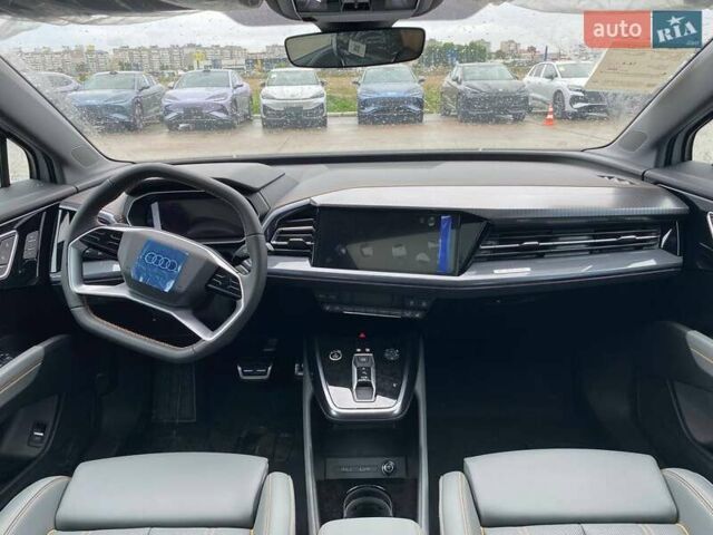 Белый Ауди Q4 e-tron, объемом двигателя 0 л и пробегом 1 тыс. км за 27600 $, фото 11 на Automoto.ua