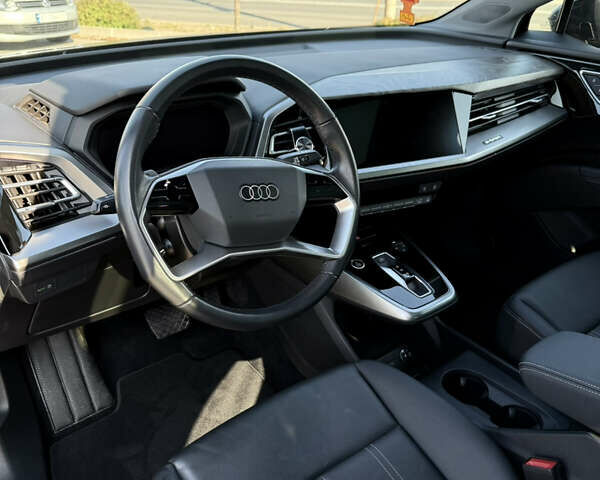 Черный Ауди Q4 e-tron, объемом двигателя 0 л и пробегом 41 тыс. км за 34500 $, фото 36 на Automoto.ua