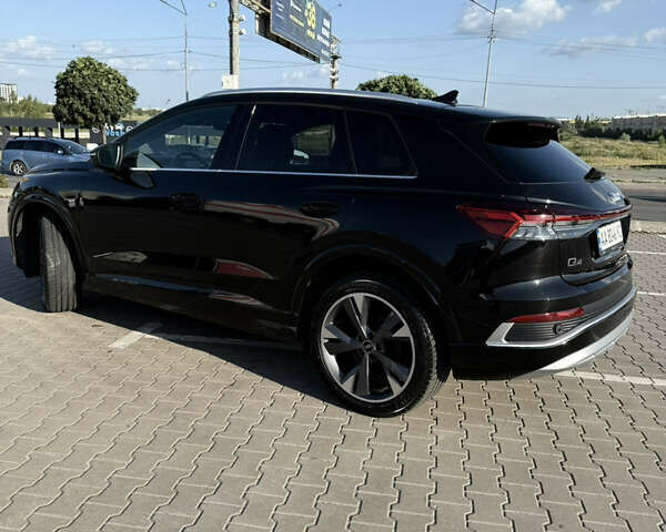 Черный Ауди Q4 e-tron, объемом двигателя 0 л и пробегом 41 тыс. км за 34500 $, фото 12 на Automoto.ua