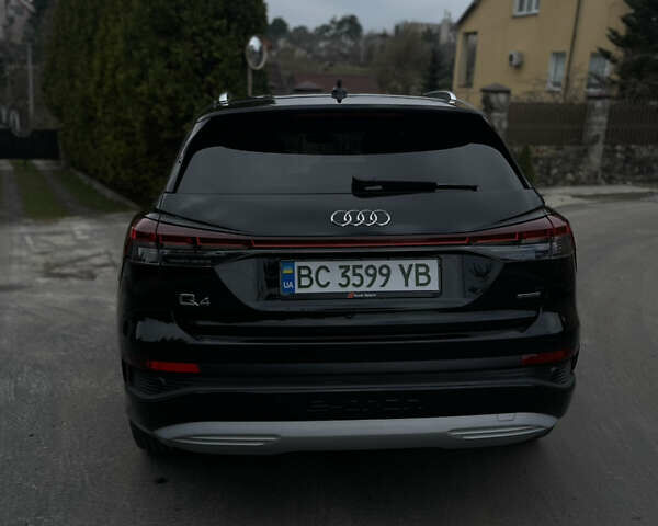 Черный Ауди Q4 e-tron, объемом двигателя 0 л и пробегом 25 тыс. км за 30100 $, фото 5 на Automoto.ua