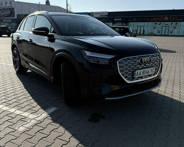 Черный Ауди Q4 e-tron, объемом двигателя 0 л и пробегом 41 тыс. км за 34500 $, фото 2 на Automoto.ua