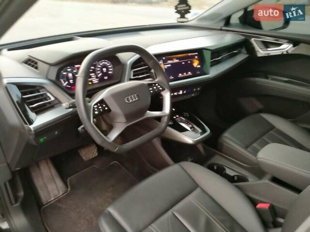 Черный Ауди Q4 e-tron, объемом двигателя 0 л и пробегом 98 тыс. км за 27499 $, фото 11 на Automoto.ua