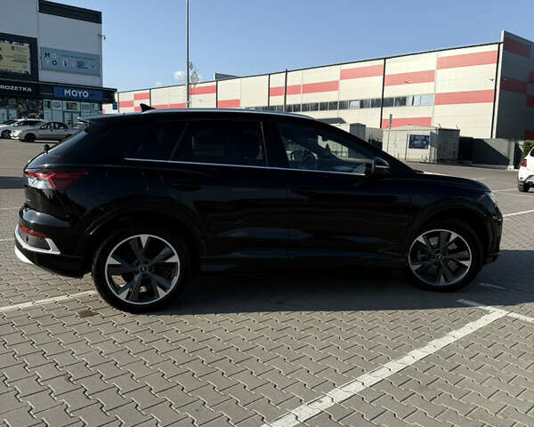 Черный Ауди Q4 e-tron, объемом двигателя 0 л и пробегом 41 тыс. км за 34500 $, фото 8 на Automoto.ua