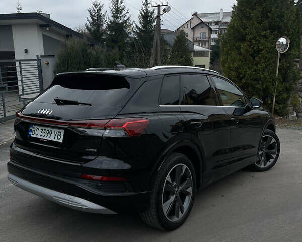 Черный Ауди Q4 e-tron, объемом двигателя 0 л и пробегом 25 тыс. км за 30100 $, фото 4 на Automoto.ua