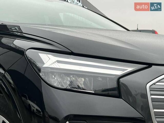 Чорний Ауді Q4 e-tron, об'ємом двигуна 0 л та пробігом 22 тис. км за 35340 $, фото 11 на Automoto.ua