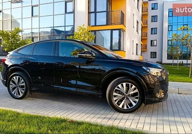 Ауді Q4 e-tron 2022 у Вінниці на Automoto.ua Чорний Ауді Q4 e-tron, об'ємом двигуна 0 л та пробігом 20 тис. км за 27500 $, фото 10 на Automoto.ua
