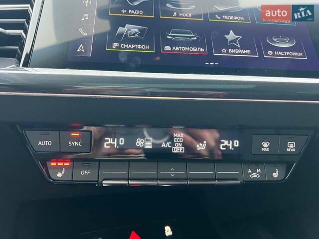 Чорний Ауді Q4 e-tron, об'ємом двигуна 0 л та пробігом 22 тис. км за 35340 $, фото 24 на Automoto.ua