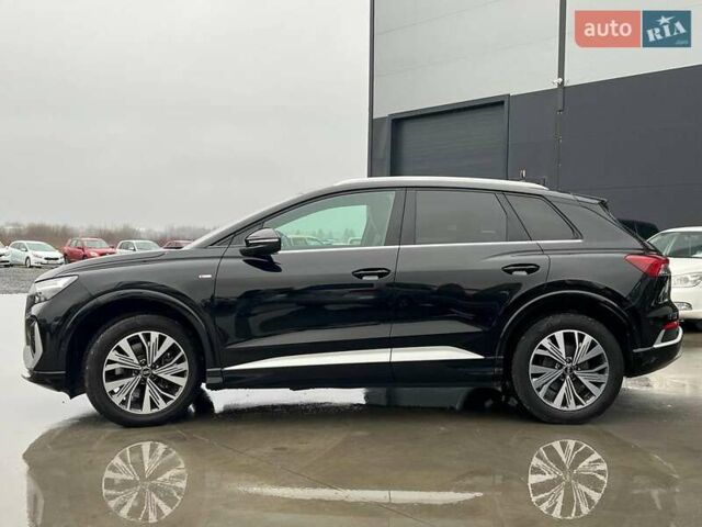 Чорний Ауді Q4 e-tron, об'ємом двигуна 0 л та пробігом 22 тис. км за 35340 $, фото 2 на Automoto.ua