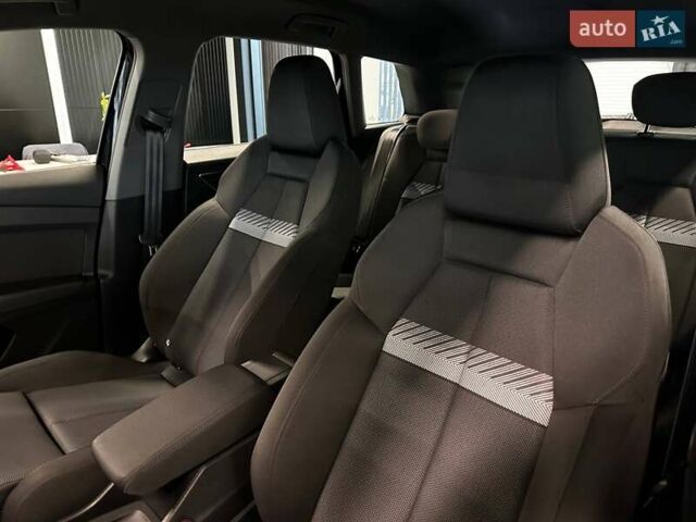 Черный Ауди Q4 e-tron, объемом двигателя 0 л и пробегом 52 тыс. км за 26900 $, фото 15 на Automoto.ua