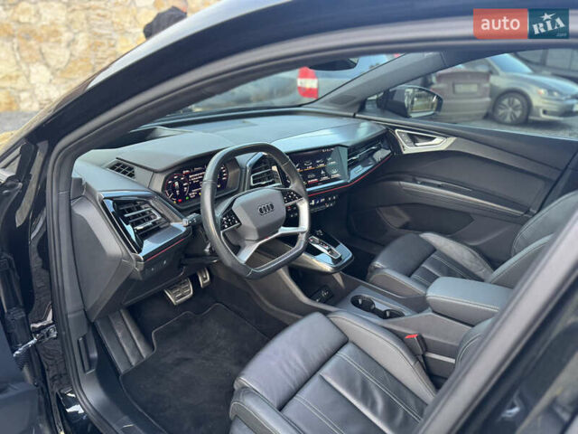 Чорний Ауді Q4 e-tron, об'ємом двигуна 0 л та пробігом 55 тис. км за 28500 $, фото 42 на Automoto.ua