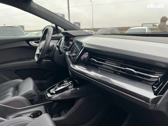Чорний Ауді Q4 e-tron, об'ємом двигуна 0 л та пробігом 22 тис. км за 35340 $, фото 37 на Automoto.ua